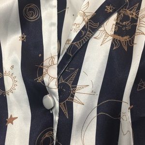 💛 2 for $13 💛 cerie cosmic astrological tank